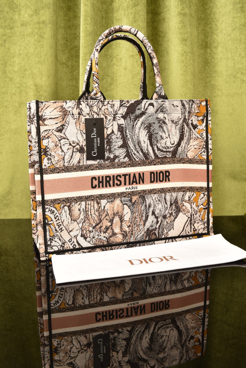 ديور بوك توت كبيرة (17 لون) - Dior Book Tote Large