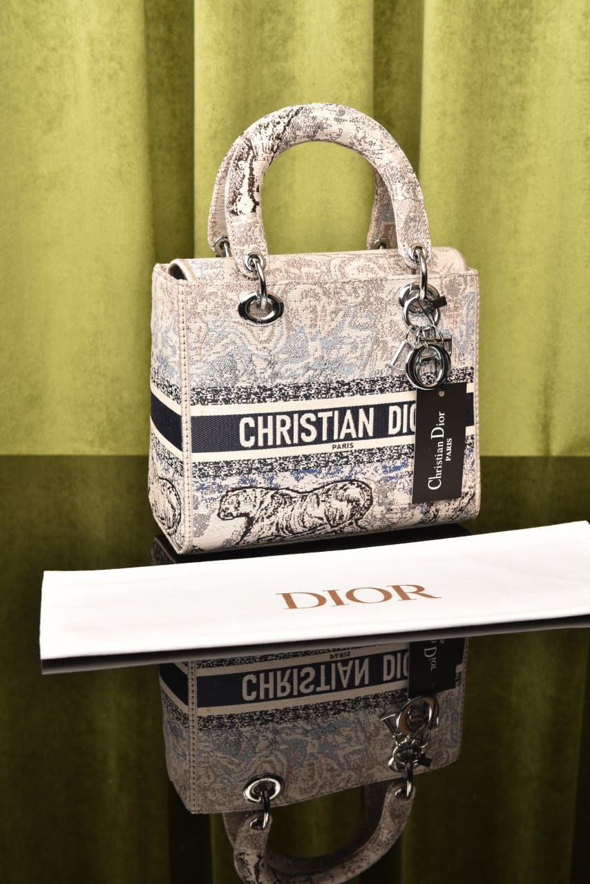 ديور ليدي ميديوم (14 لون) - Dior Lady Medium