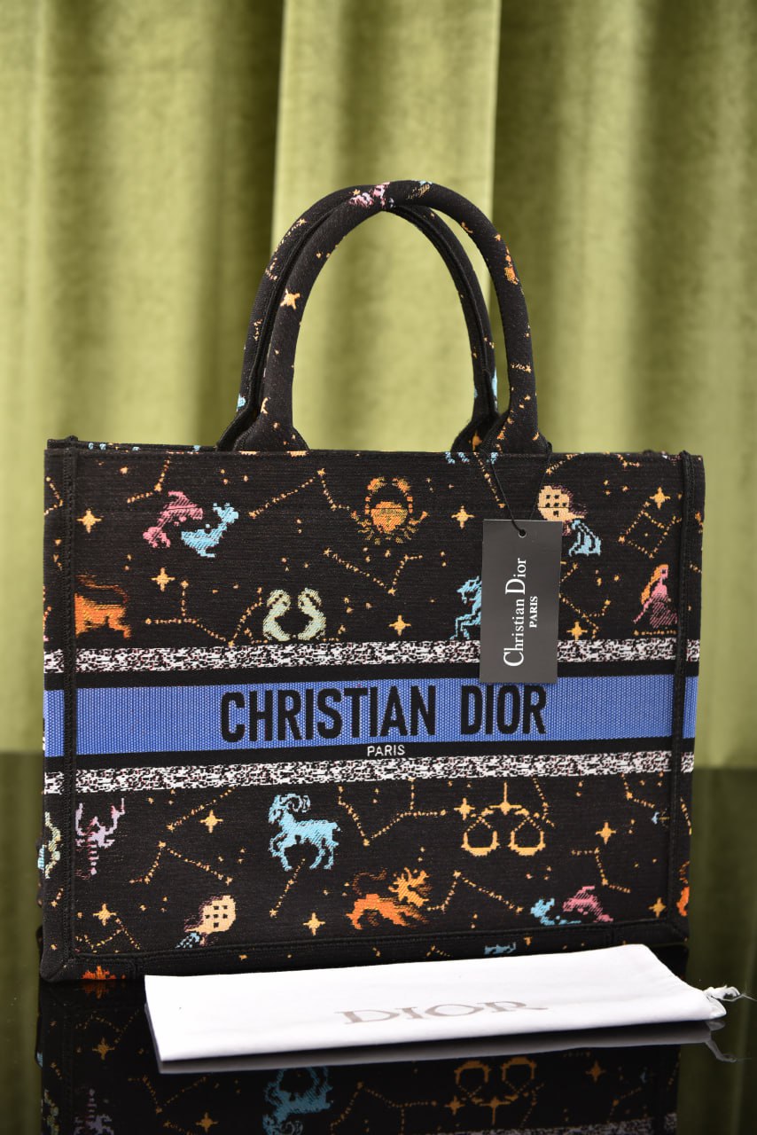 ديور بوك توت ميديوم (11 لون) - Dior Book Tote Medium