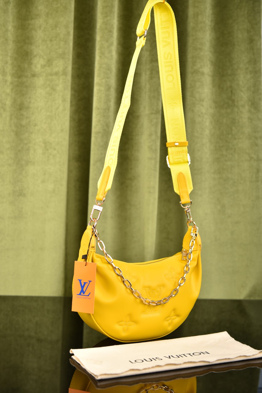 لوي فيتون (16 لون) - Louis Vuitton Over The Moon