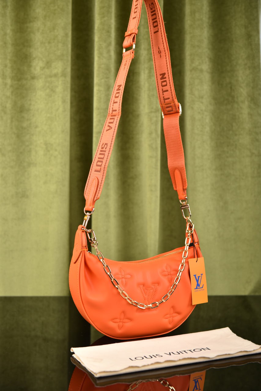 لوي فيتون (16 لون) - Louis Vuitton Over The Moon