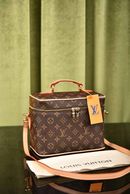 لوي فيتون نايس (4 ألوان) - Louis Vuitton Nice BB