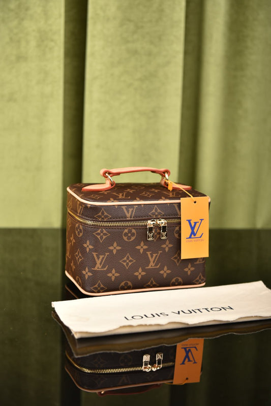 لوي فيتون نايس ميني (8 ألوان) - Louis Vuitton Nice Mini Toiletry Pouch
