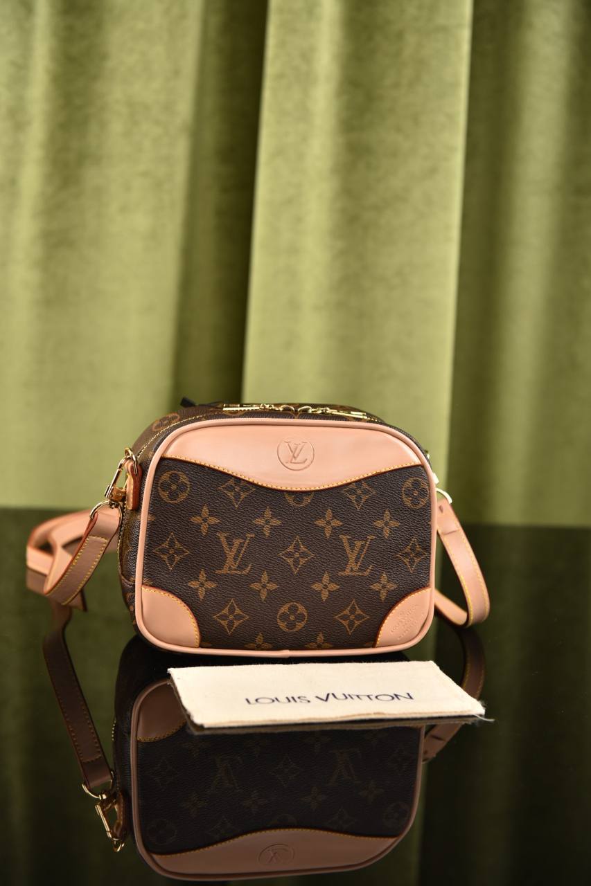 لوي فيتون (7 ألوان) - Louis Vuitton Deauville