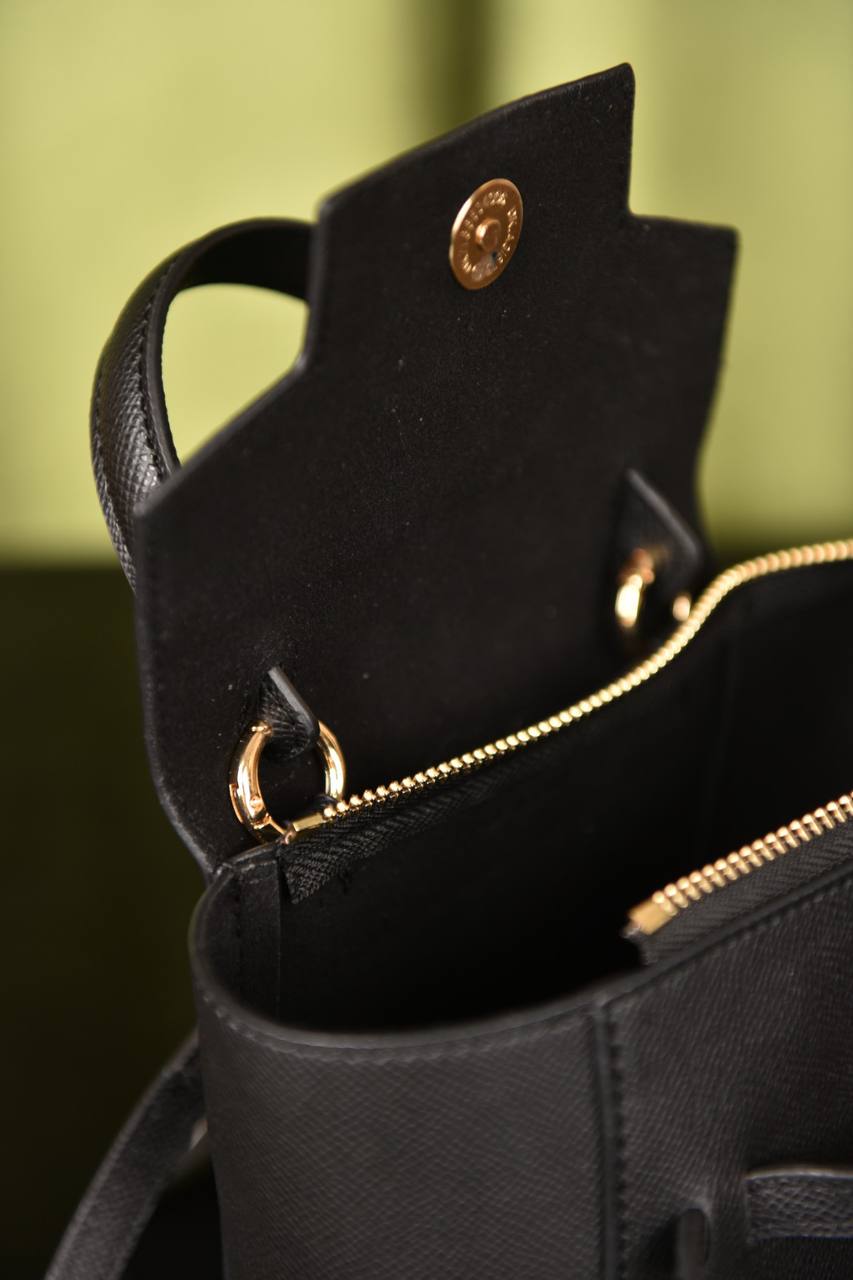 سيلين (15 لون) - Celine Nano Belt In Grained Calfskin