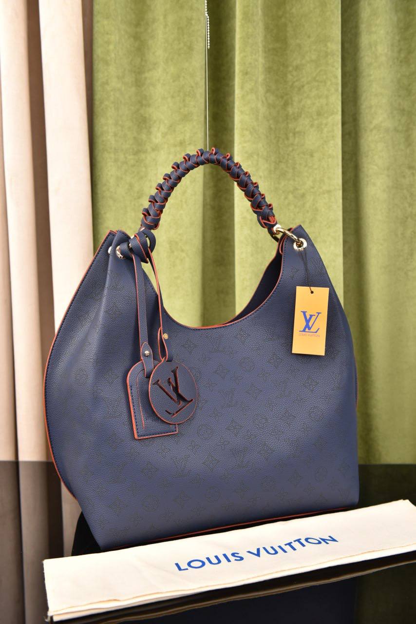 لوي فيتون (22 لون) - Louis Vuitton Carmel