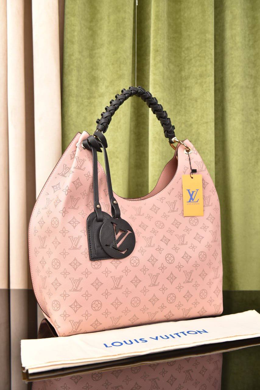 لوي فيتون (22 لون) - Louis Vuitton Carmel
