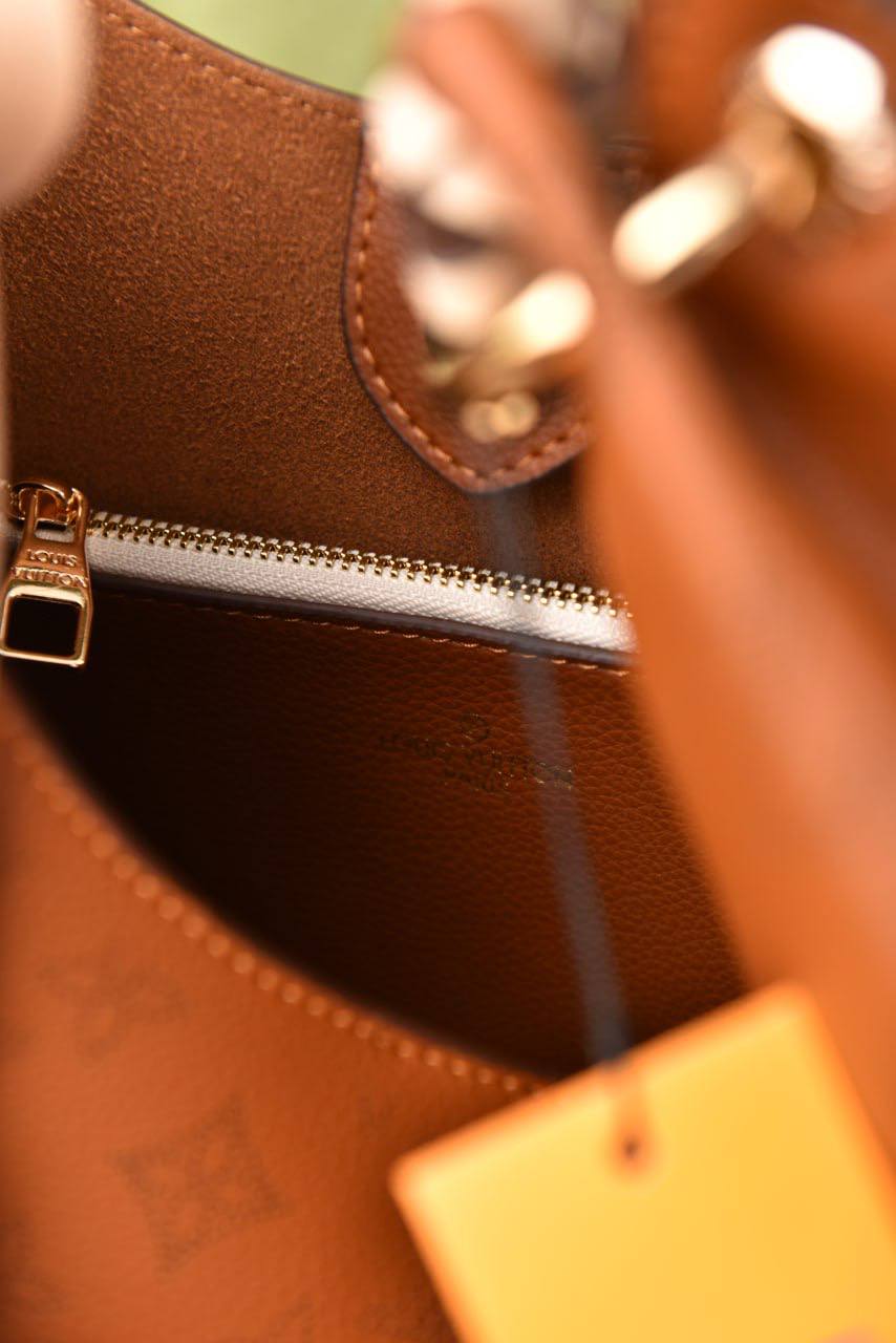 لوي فيتون (22 لون) - Louis Vuitton Carmel