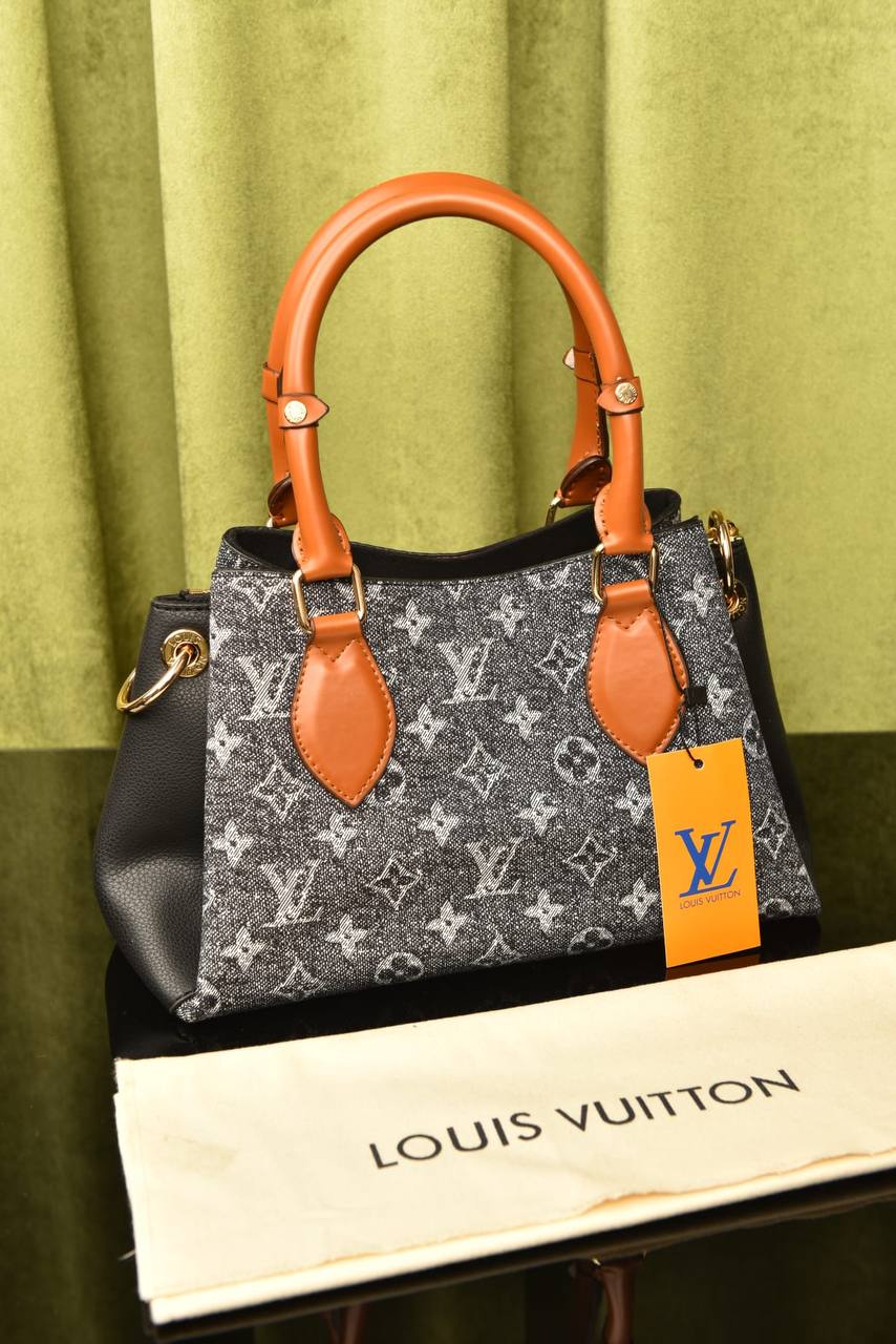 لوي فيتون فيندوم جينز (2 لونين) - Louis Vuitton Vendome Jeans BB