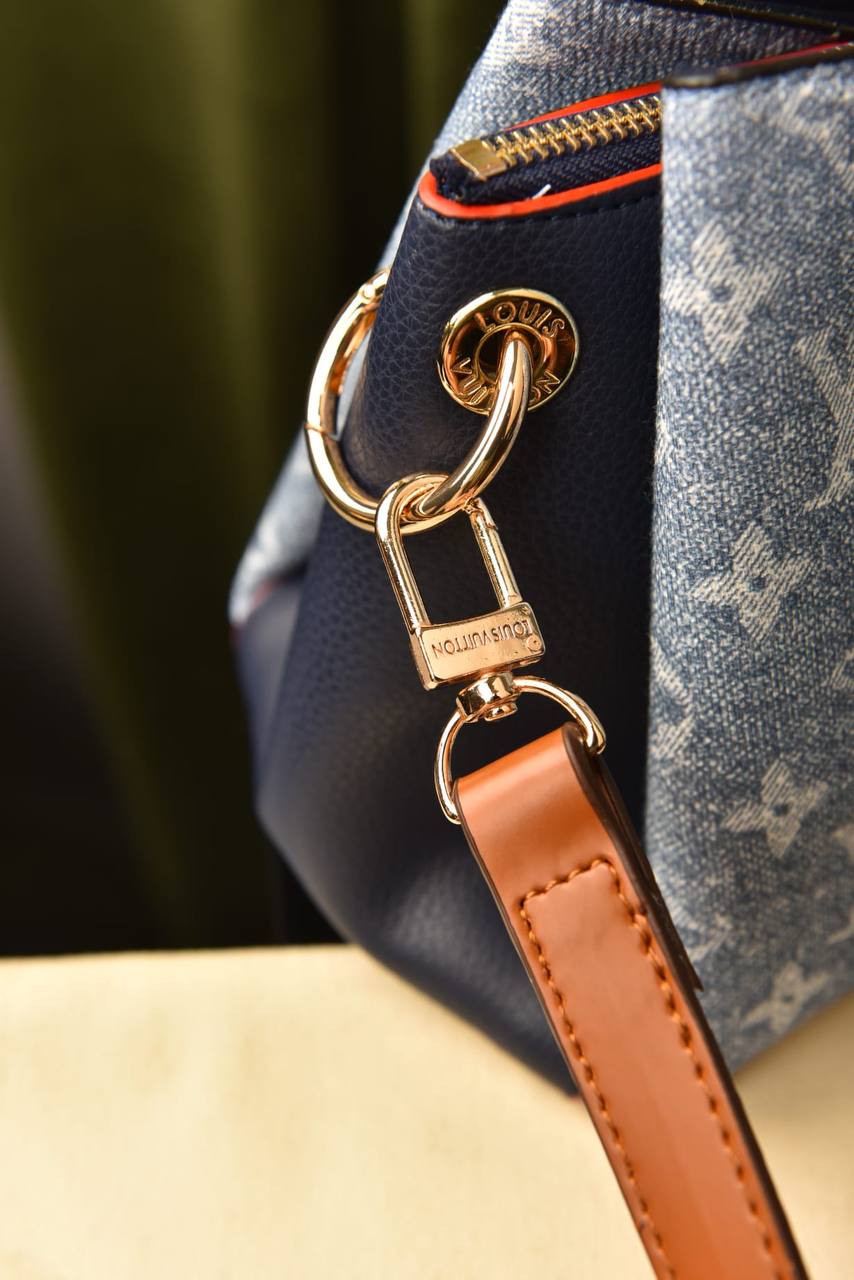 لوي فيتون فيندوم جينز (2 لونين) - Louis Vuitton Vendome Jeans BB