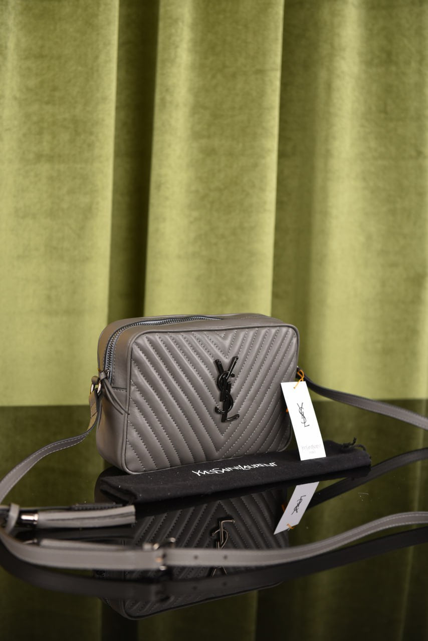 ساينت لورين (18 لون) - YSL Lou Camera Bag