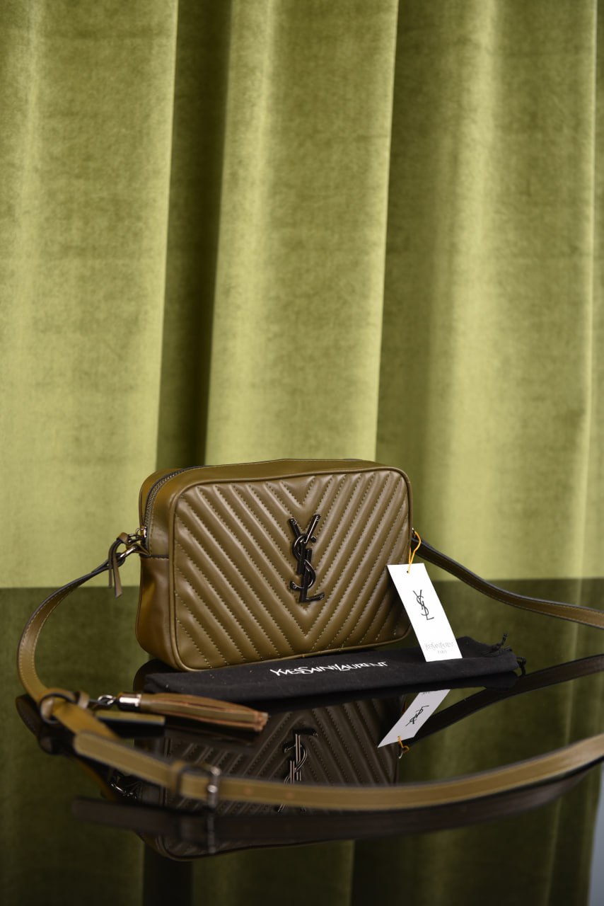 ساينت لورين (18 لون) - YSL Lou Camera Bag
