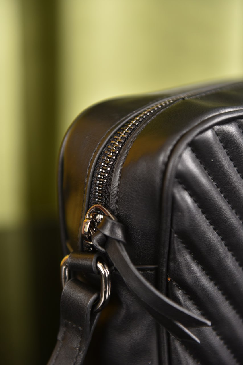 ساينت لورين (18 لون) - YSL Lou Camera Bag