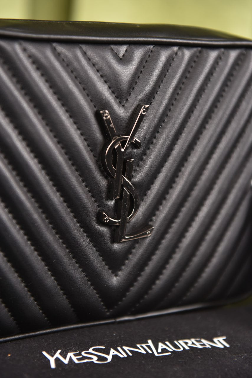 ساينت لورين (18 لون) - YSL Lou Camera Bag