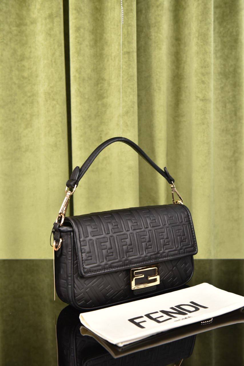 فيندي بجيت (10 ألوان) - Fendi Baguette
