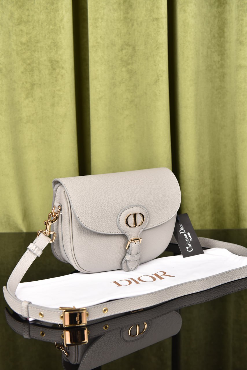 ديور بوبي سادة (12 لون) - Dior Medium Bobby Bag