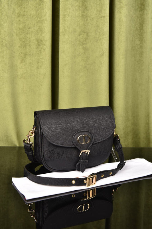 ديور بوبي سادة (12 لون) - Dior Medium Bobby Bag