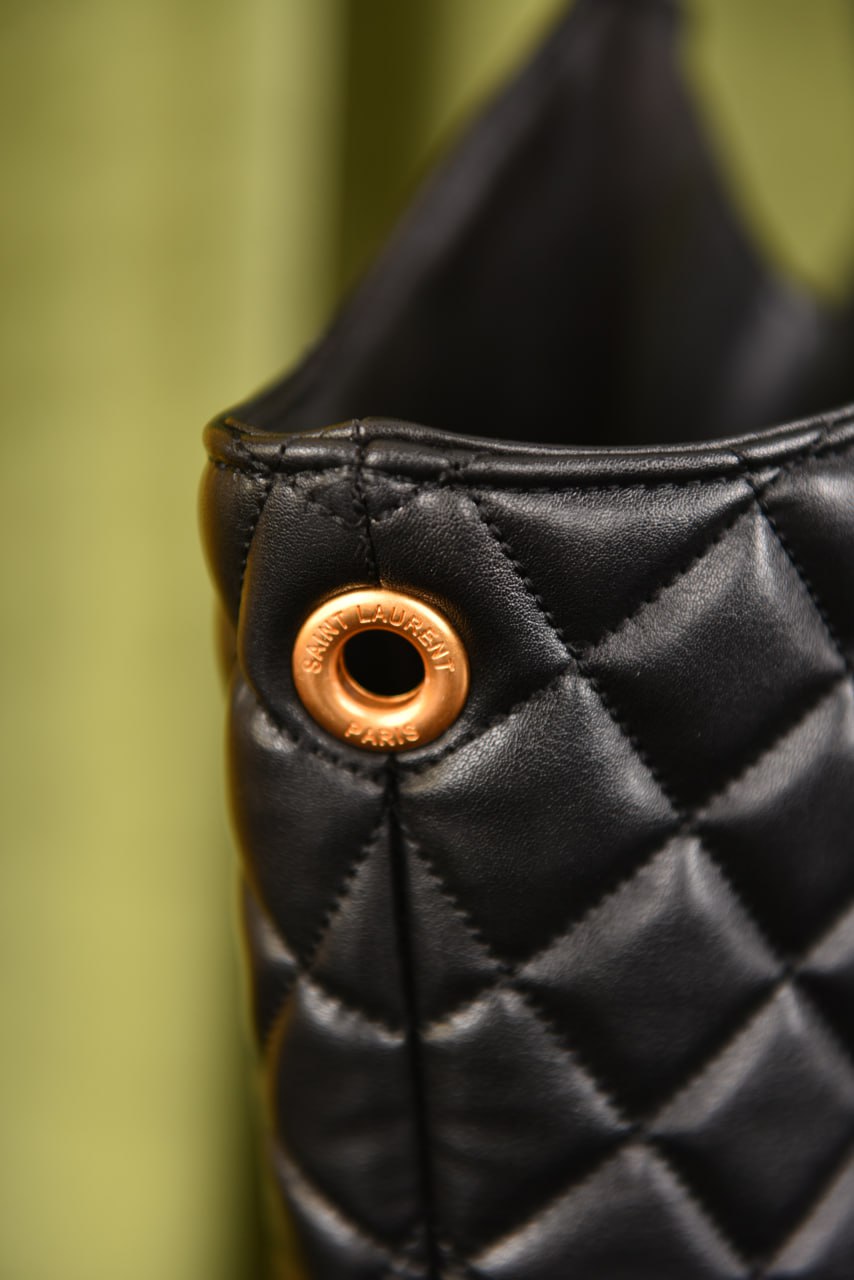 ساينت لورين (14 لون) - YSL iCare Maxi