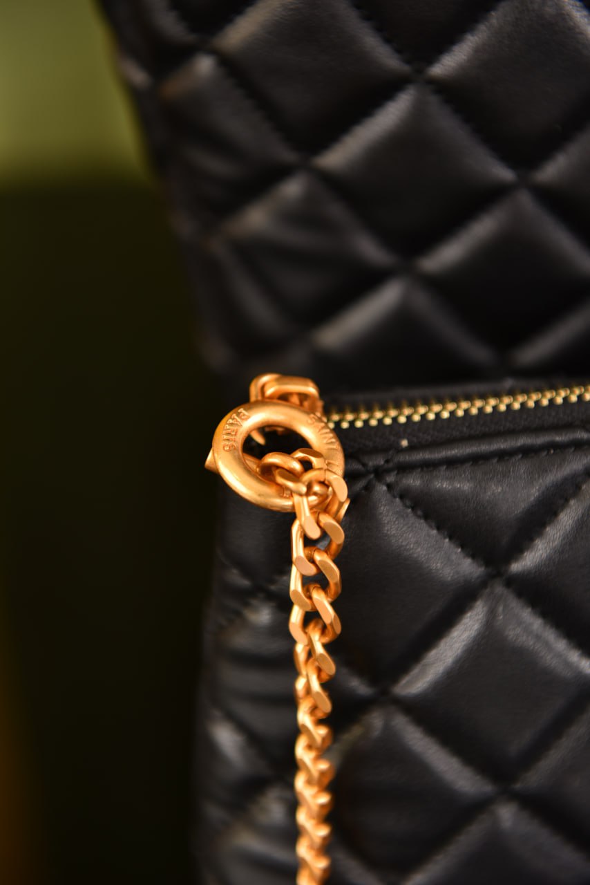 ساينت لورين (14 لون) - YSL iCare Maxi