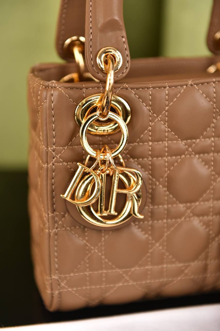 ديور ليدي صغيرة (10 ألوان) - Dior Lady Small Bag