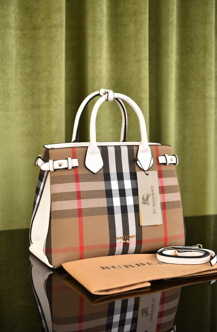 بيربري بانر (9 ألوان) - Burberry Medium Banner Bag