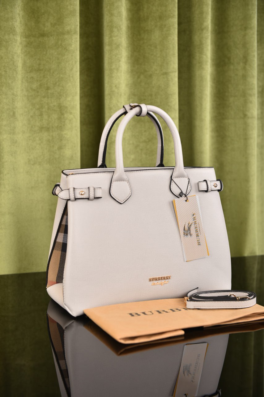 بيربري بانر سادة (9 ألوان) - Burberry Medium Banner Bag