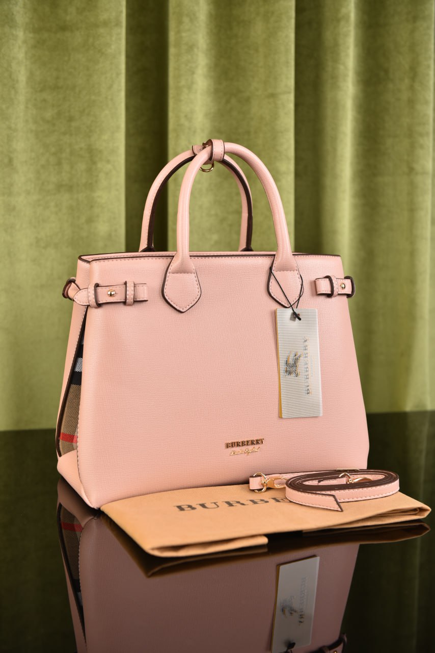 بيربري بانر سادة (9 ألوان) - Burberry Medium Banner Bag