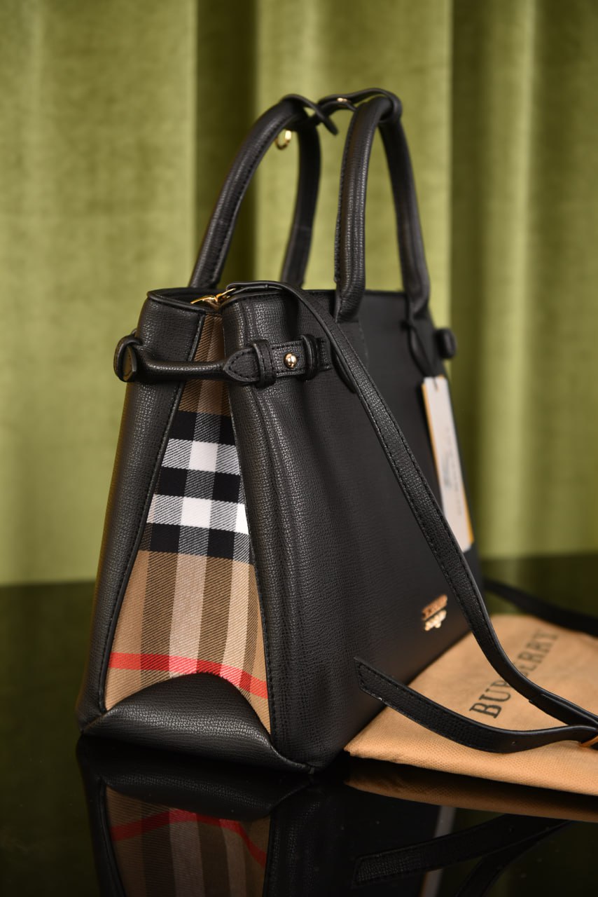 بيربري بانر سادة (9 ألوان) - Burberry Medium Banner Bag